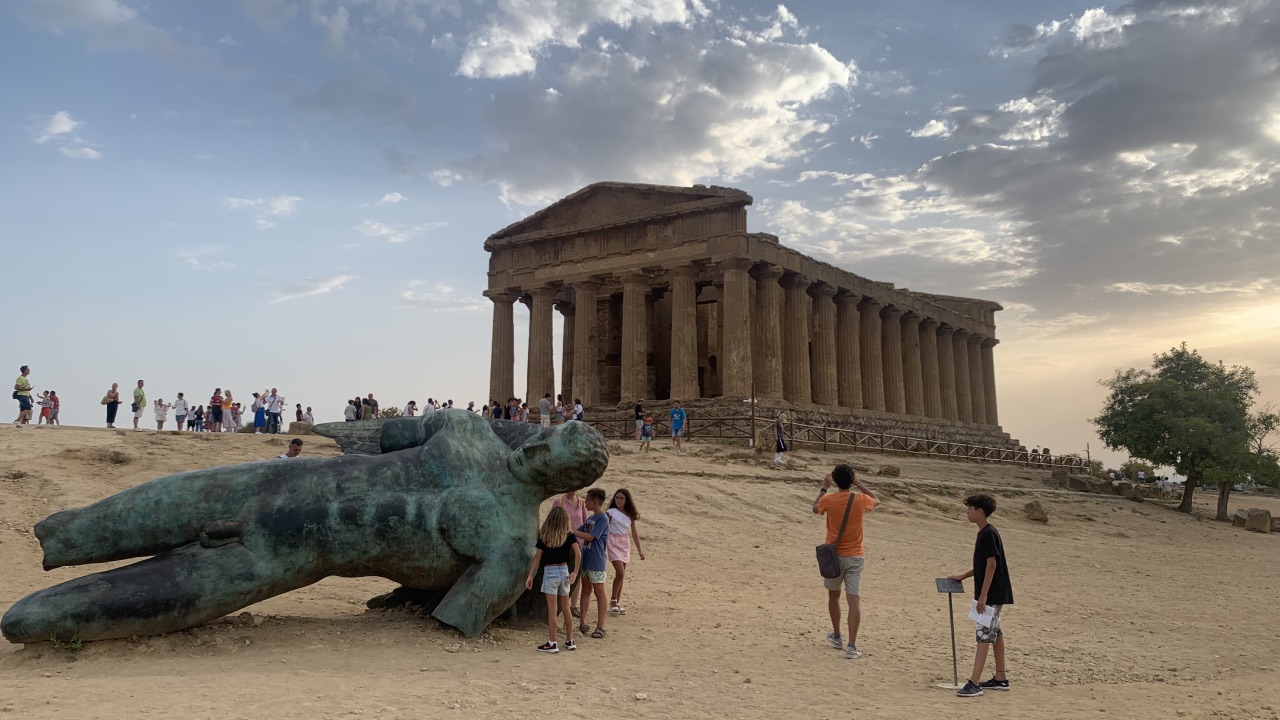 Agrigento tra templi e spiagge bianche