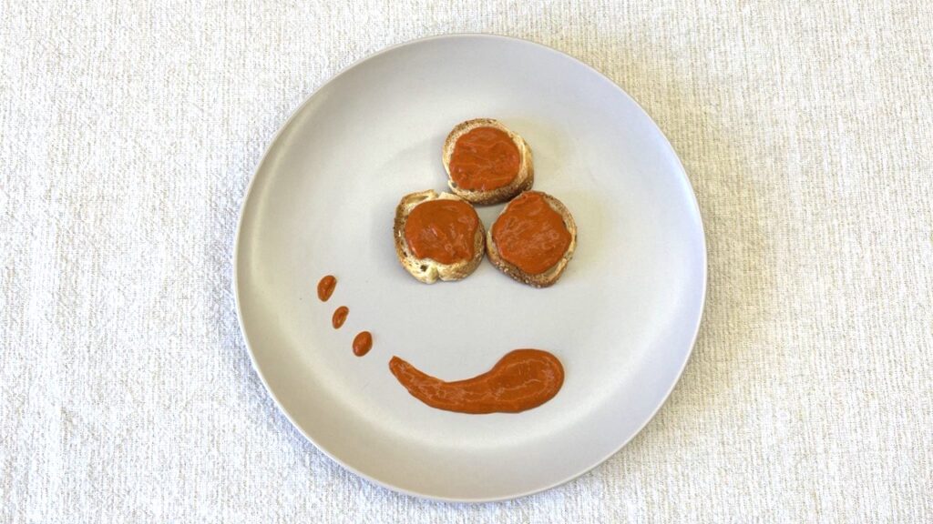 CROSTINI CON CREMA DI GAMBERO ROSSO